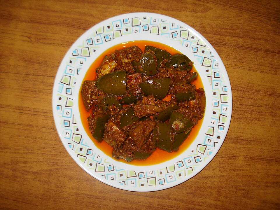 আমের আচার (মিষ্টি ও টক)